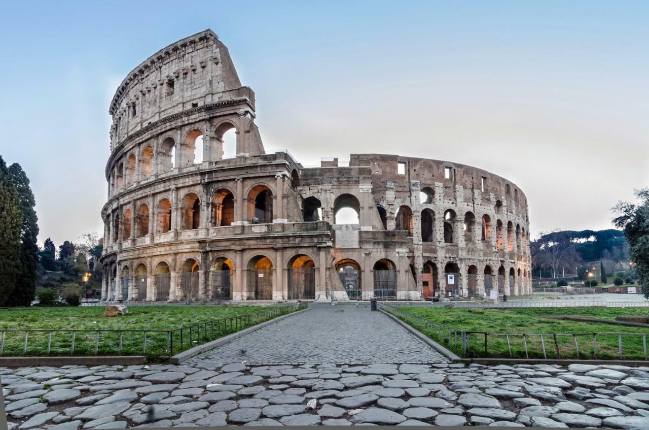 Roma Central Studio Екстер'єр фото